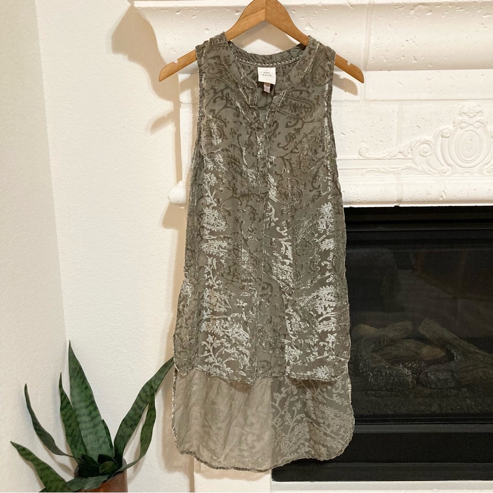 Velvet Sleeveless Tunic Floral Size XS Knox Rose